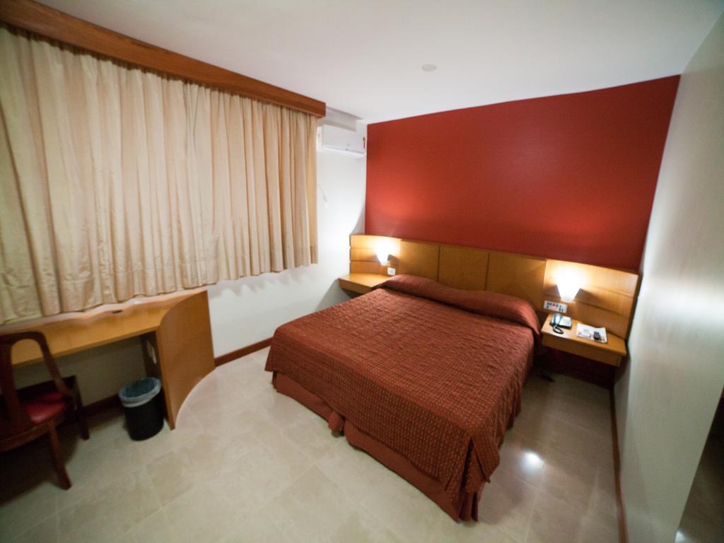 Copas Executive Hotel Cascavel  Eksteriør bilde
